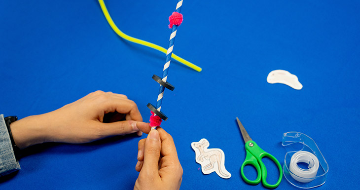 Tightly wrap pipe cleaner at each end of the straw